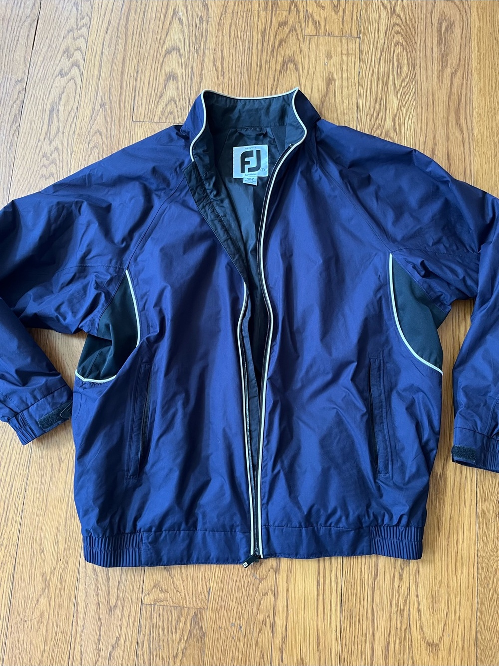 FootJoy Navy Blue Golf Windbreaker with Contrast Piping